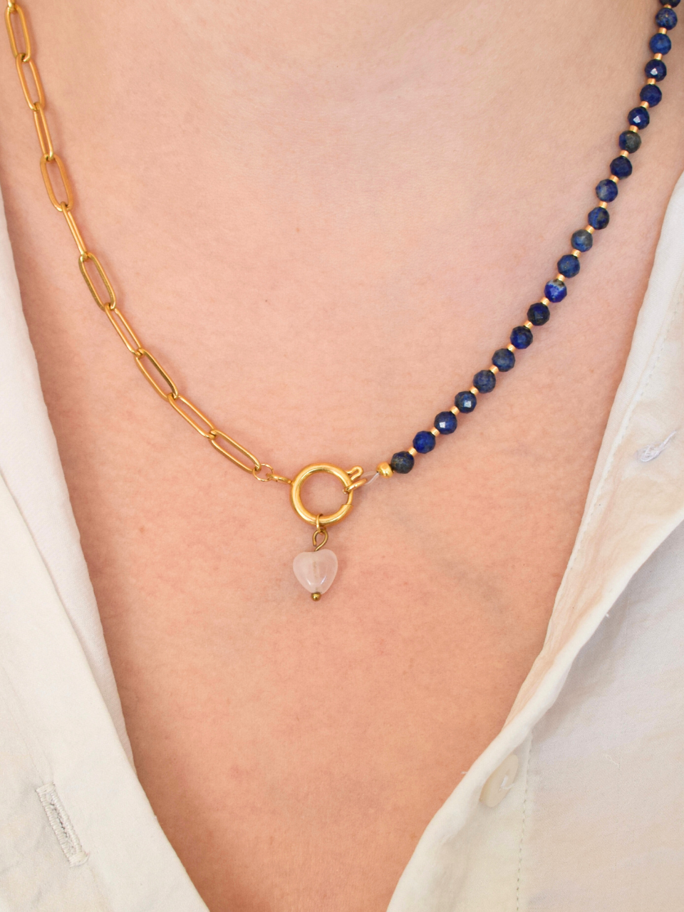 Léonie : Collier en acier inoxydable, Lapis-Lazuli et Quartz Rose – Sérénité et Féminité